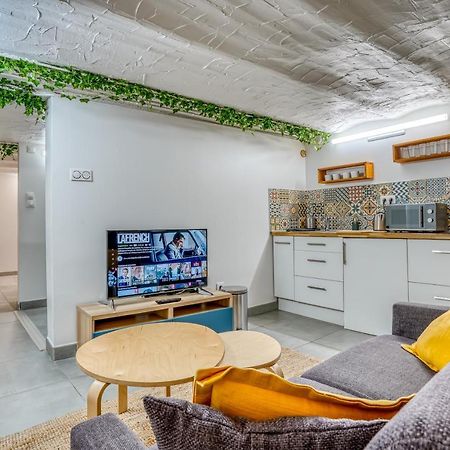 Sous-Sol Amenage 32M2 - Proche Paris Leilighet Aubervilliers Eksteriør bilde
