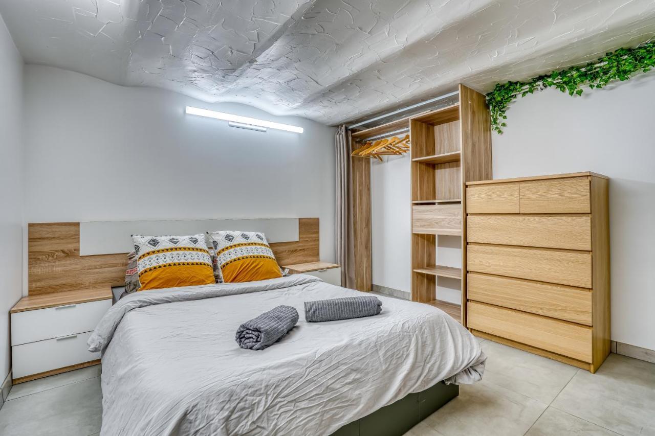Sous-Sol Amenage 32M2 - Proche Paris Leilighet Aubervilliers Eksteriør bilde